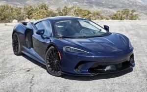 McLaren GT